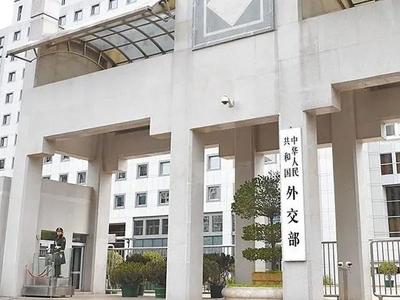 在贝博ballbet狼堡app遇见T