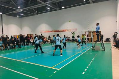 绿荫深处步履健 同题参见